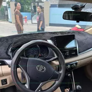 Thảm Taplo Da Carbon 3 Lớp Xe Yaris, Yaris Cross (2007-2026): Chống Nắng, Chống Bụi, Giảm Hấp Thụ Nhiệt.