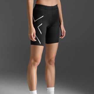 Quần Ngắn Bó Cơ Nữ 2XU Core Compression - Đen