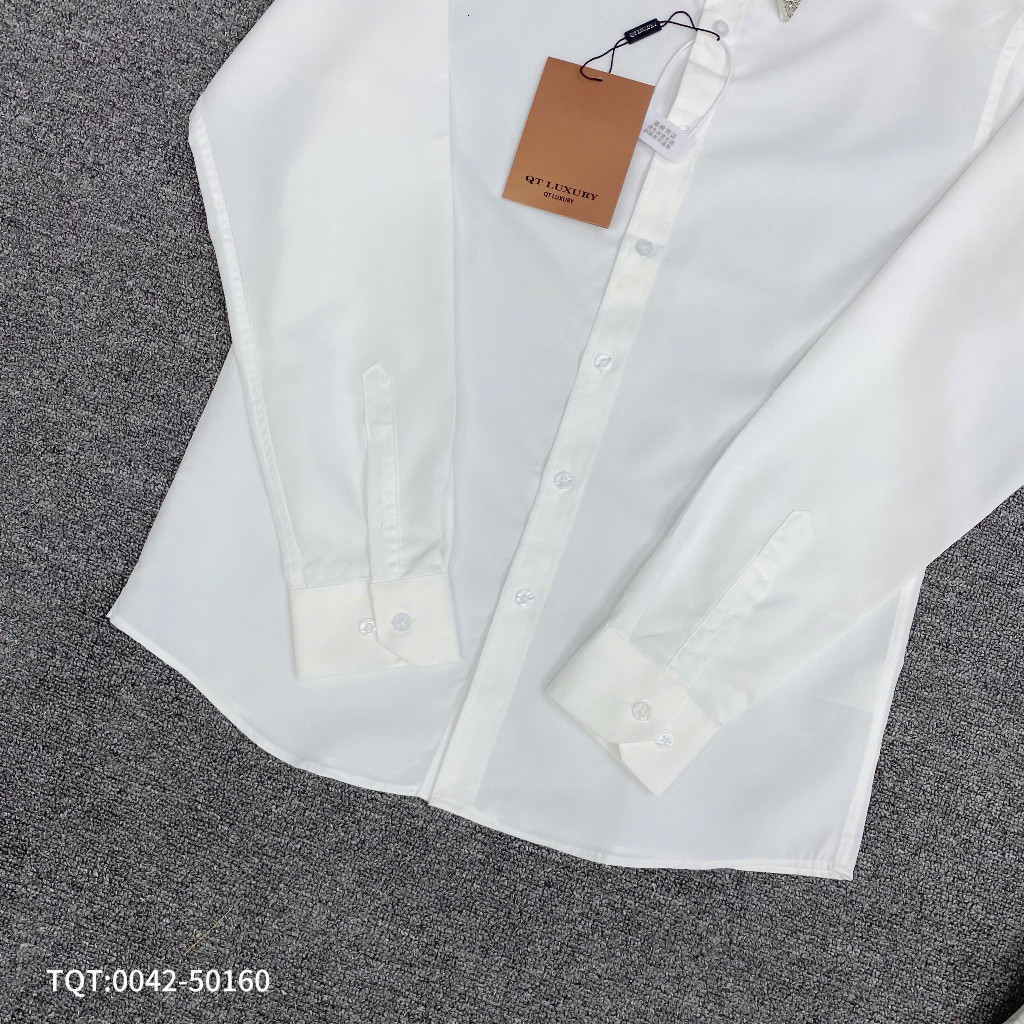 Áo Sơ Mi Nam Nữ Đính khuy Cổ ÁO Cực Sang - ÁO Sơ Mi Nam Nữ CHất Cotton Lụa Mịn Siêu Đẹp  2025