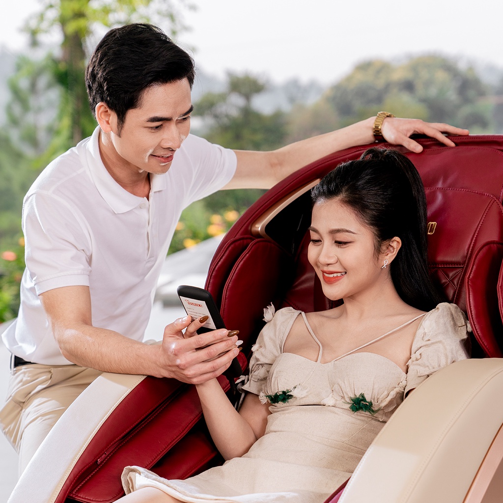 Mô tả Ghế Massage Đa Năng Toshiko T70 điều khiển giọng nói, sở hữu con lăn 4D di chuyển tổ hợp 15 bài tập - 1