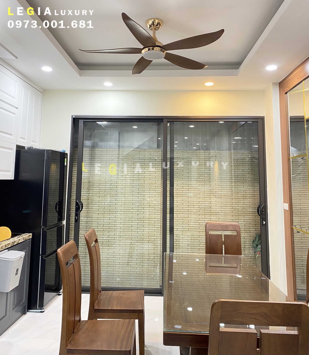 Mô tả Quạt Trần Đèn Trang Trí Phòng Khách LÊ GIA LGFAN669G - Chiều Cao 25cm - Sải Cánh 135cm - Bảo Hành 5 Năm - 2