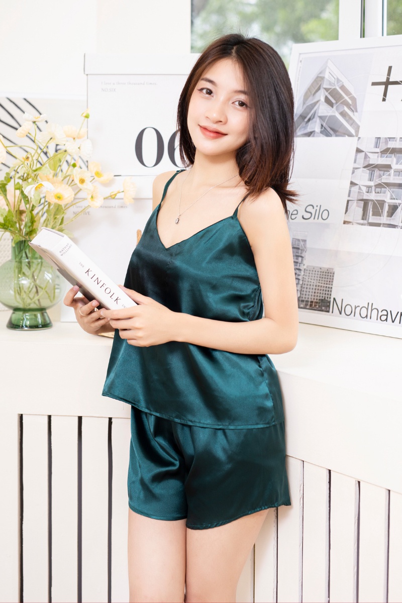 Mô tả Đồ ngủ nữ hai dây trơn chất liệu phi lụa mềm mịn nhẹ nhàng nữ tính BDT0323,  Zen Me Women's World - 3