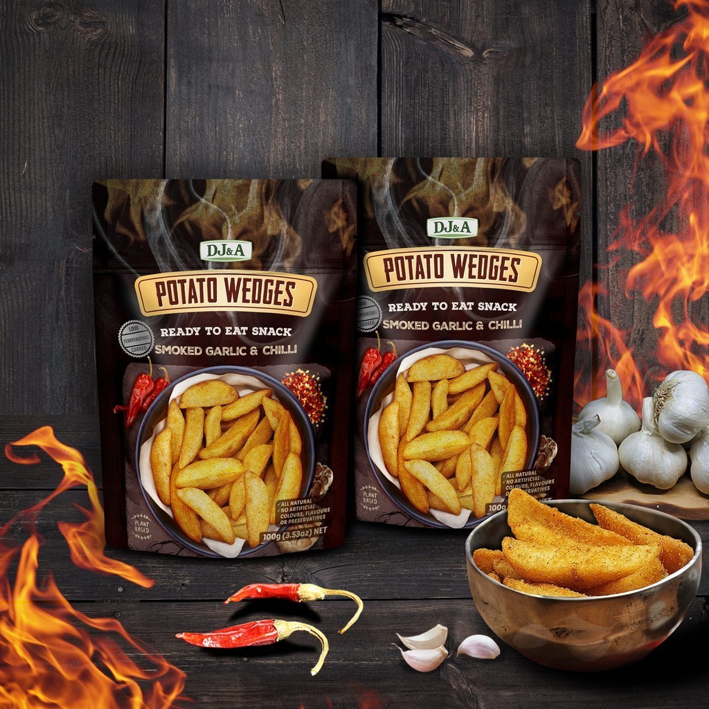 Mô tả Khoai Tây Sấy Giòn Ít Béo Vị Tỏi Ớt 100g DJ&A - Thích hợp ăn chay - Garlic & Chilli Potato Wedges - Giảm Cân Ăn Được - 1