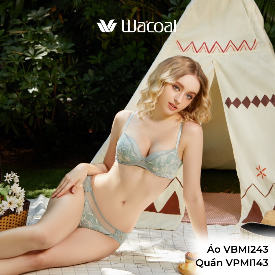 Chi tiết ren quần lót Wacoal VPMI143