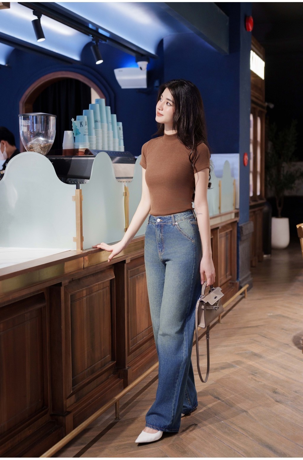 Mô tả RECHIC Áo thun ôm Chessy cơ bản chất cotton co giãn thoải mái - 10