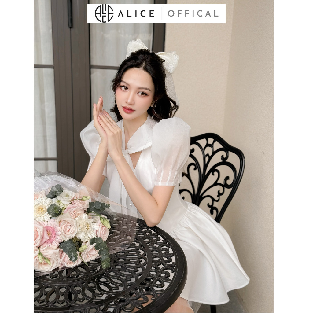 Mô tả Váy Trắng Tiểu Thư Sang Chảnh ALICE Váy Chất Tafta Phối Tơ Xước Thiết Kế Cổ Đính Đá Tạo Điểm Nhấn Điệu Đà V964 - 5