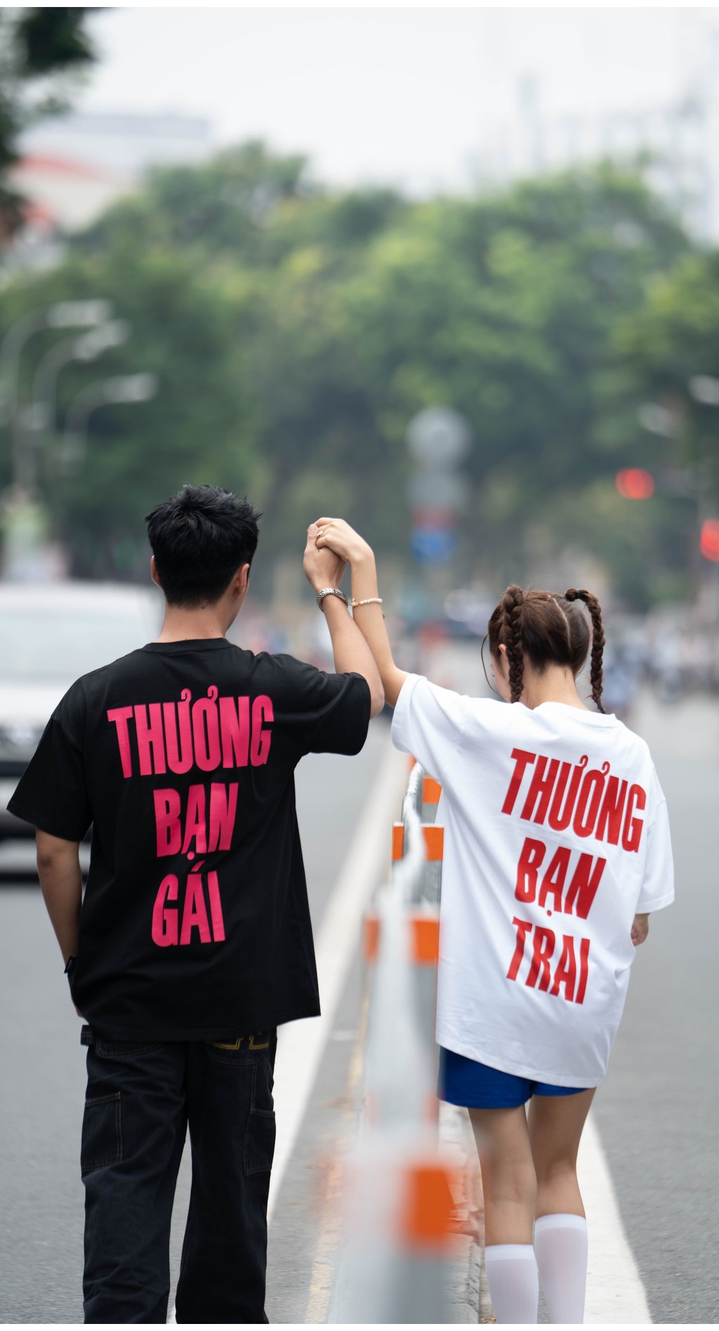 Mô tả Áo thun DirtyCoins Thương Bạn Gái / Thương Bạn Trai T-Shirt - 1