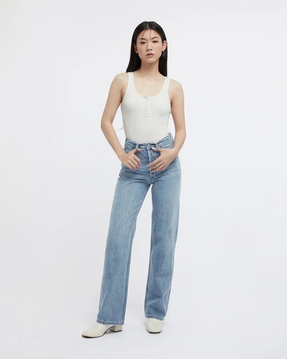Mô tả TheBlueTshirt - Quần jeans lưng cao ống suông có nhiều màu cho nữ - The Original Grandpa Jeans - Women - 3