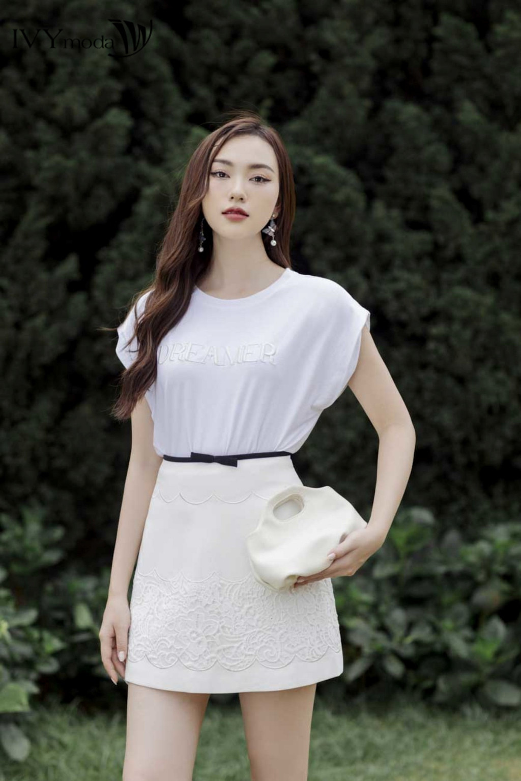 Mô tả Chân váy chữ A phối viền hoa nổi IVY moda MS 31M8312 - 4