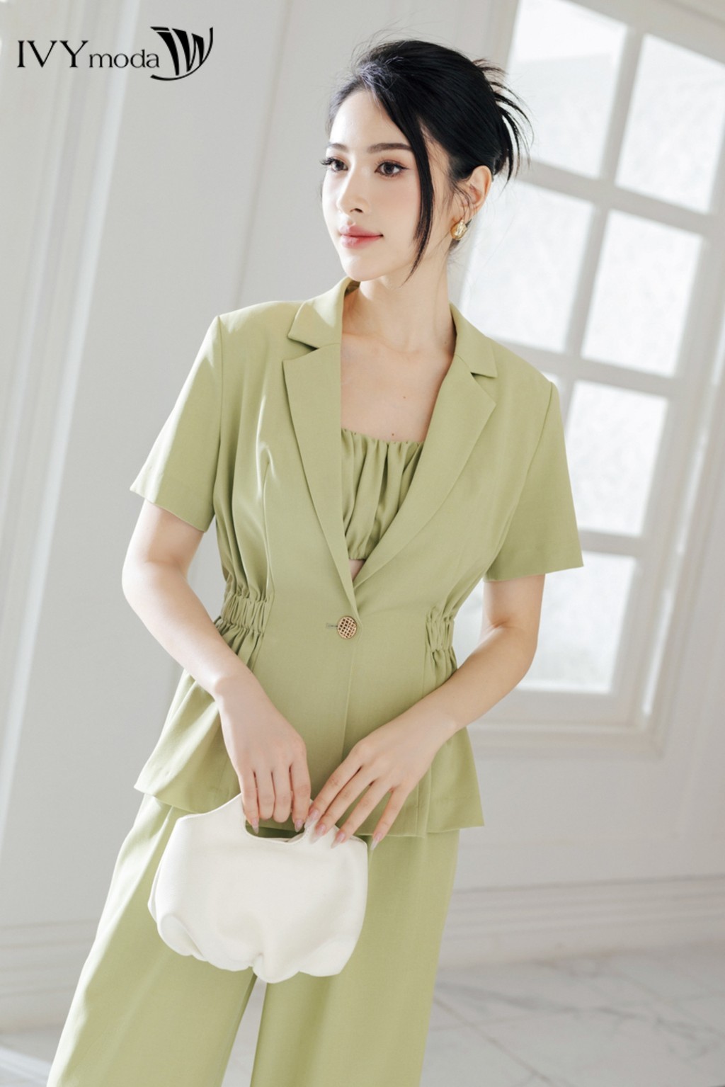 Mô tả Áo Vest kiểu French (kèm áo croptop) nữ IVY moda MS 61M8355 - 4