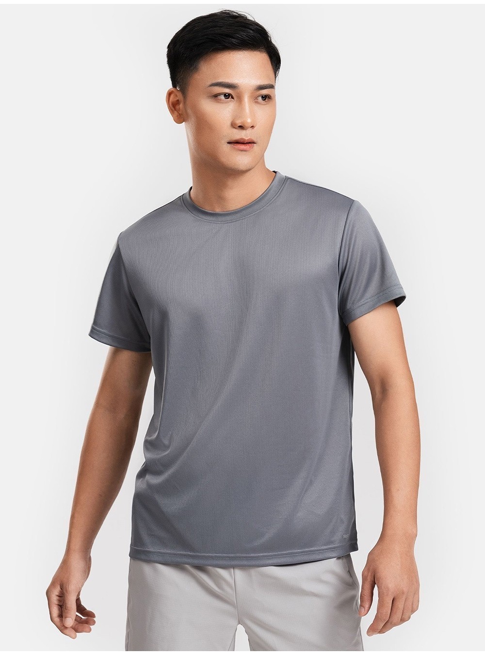 Mô tả Áo thể thao nam Coolmate Basics thấm hút nhanh khô - 4