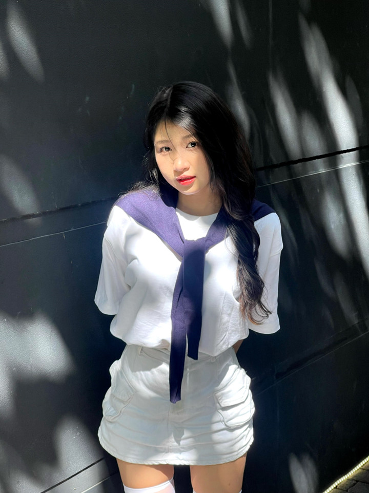 Mô tả Áo phông nữ nam unisex tay lỡ thun localbrand form rộng cổ tròn oversize cotton CLOUDZY TH ÁO THUN - 8