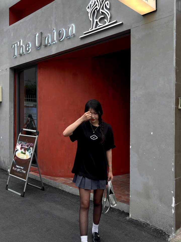 Mô tả Áo thun nữ nam unisex tay lỡ phông local brand form rộng teen cổ tròn oversize AT ĐÁM MÂY CLOUDZY - 9