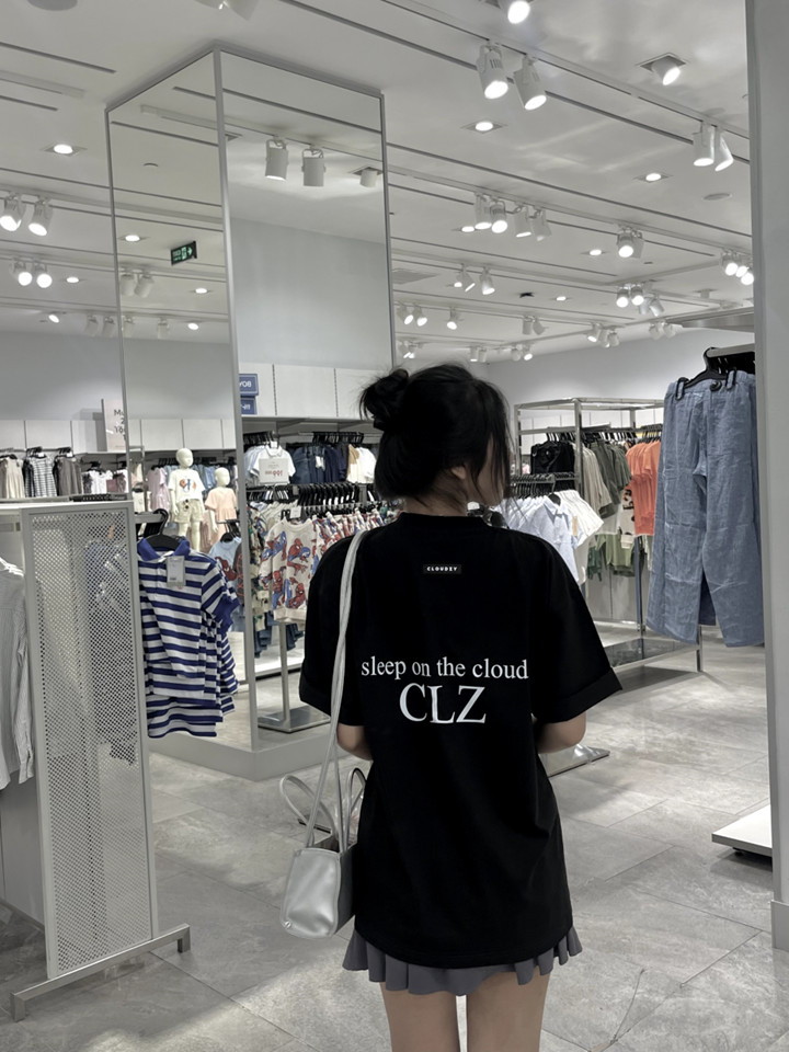 Mô tả Áo phông nữ nam local brand unisex tay lỡ thun form rộng teen cổ tròn oversize CLOUDZY WHITE BUNNY - 9