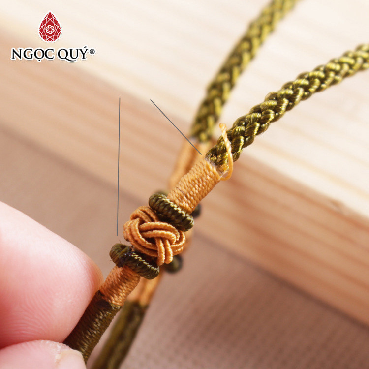 Mô tả Dây vải đeo cổ dạng rút điểm vàng - Ngọc Quý - 1