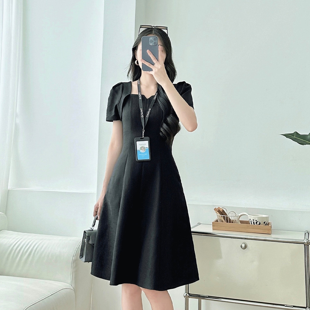 Mô tả Đầm cổ vuông xẻ V thời trang GUMAC LDE0910 - 2