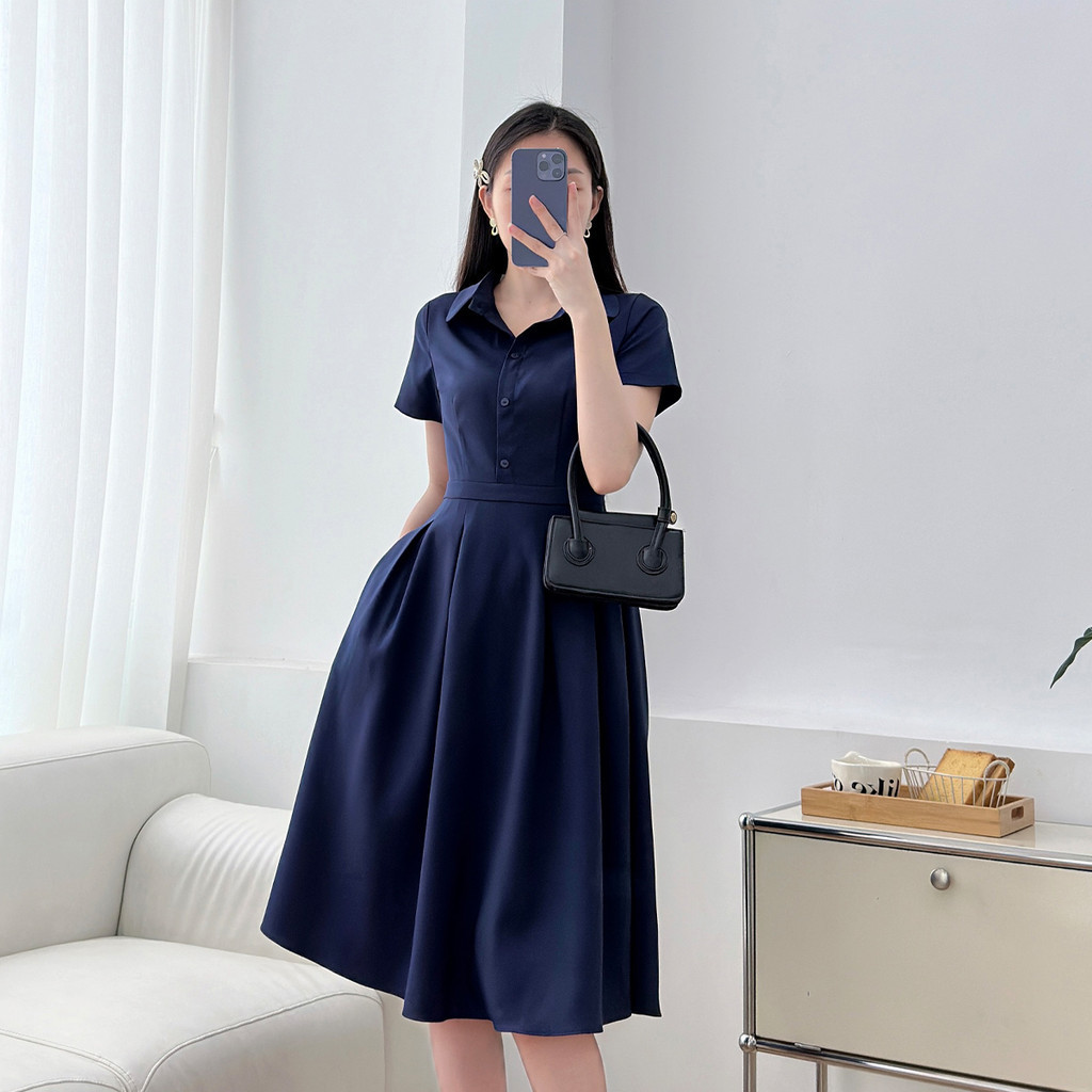 Mô tả Đầm nữ A xòe xếp ly thiết kế kiểu sơ mi lá sen nẹp nút giả đính nút có túi thời trang GUMAC LDF0323 - 3