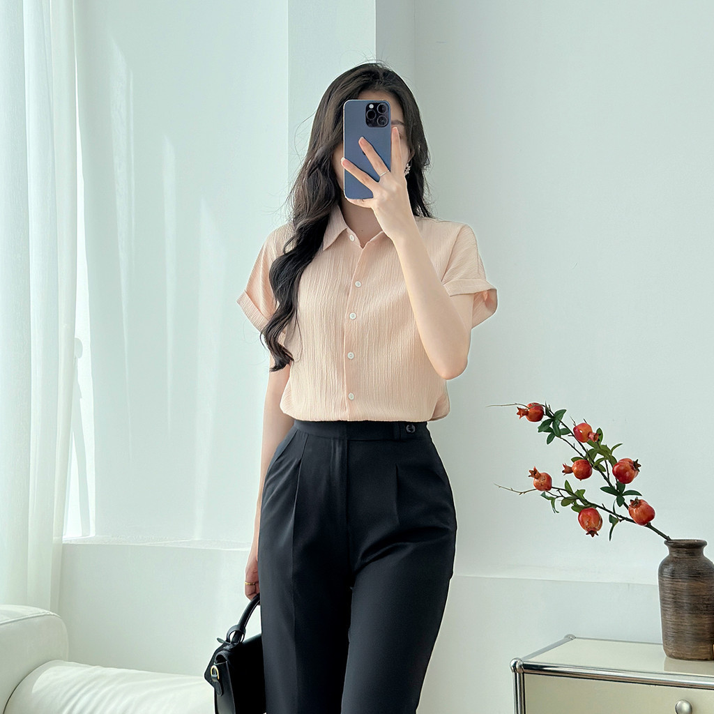 Mô tả Áo sơ mi nữ kiểu tay liền vải lụa xốp màu hồng, be dáng suông lai lật thời trang GUMAC LAE1032 - 7