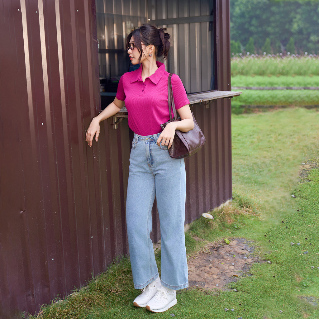 Mô tả Quần jeans nữ ống suông thêu R xanh nhạt trẻ trung tôn dáng thời trang Gmorning - GUMAC YQJE12087 - 2