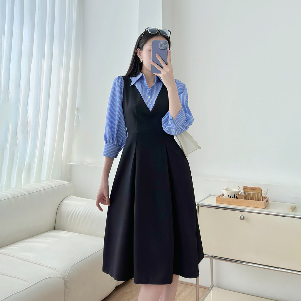 Mô tả Đầm nữ form A xòe kiểu tay dài phối sọc xanh vải cotton mềm mát có túi thời trang GUMAC LDF0304 - 2
