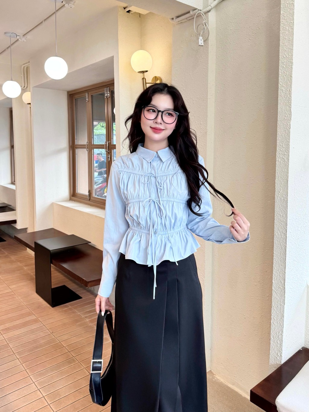 Mô tả Áo Sơ Mi Dập Thân GAGO Brand Dài Tay Nữ Kiểu Chất Gió Nhăn Cách Điệu Nút Dây Thắt GA5053 - 3