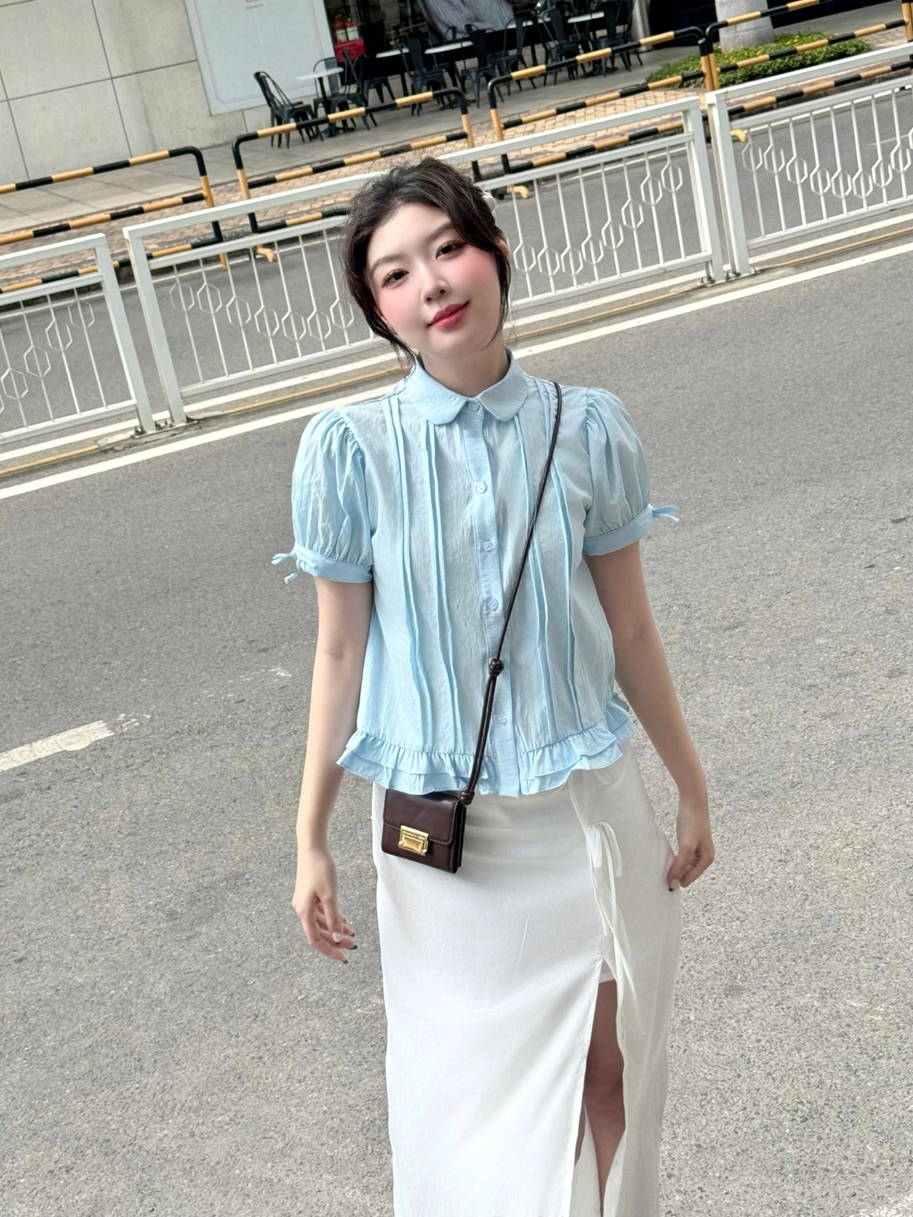 Mô tả Áo sơ mi babydoll ngắn tay form suông GAGO Brand cổ lá sen cộc tay phù hợp đi chơi đi làm GA5101 - 2