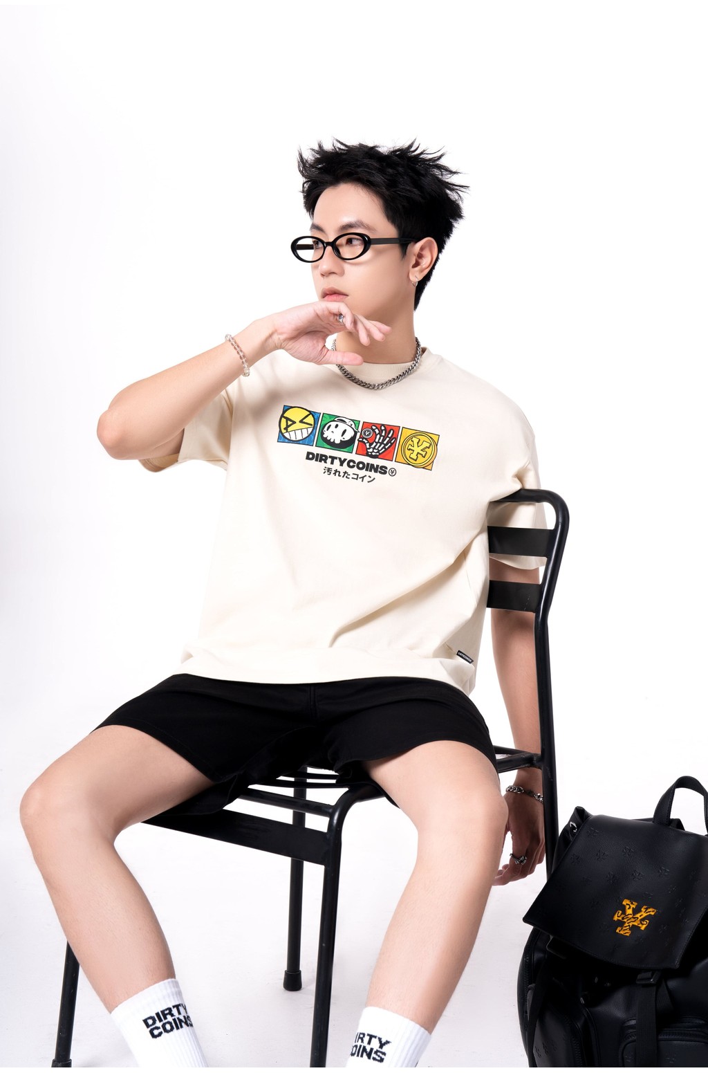Phối đồ với áo DirtyCoins Dico Mate T-Shirt 3