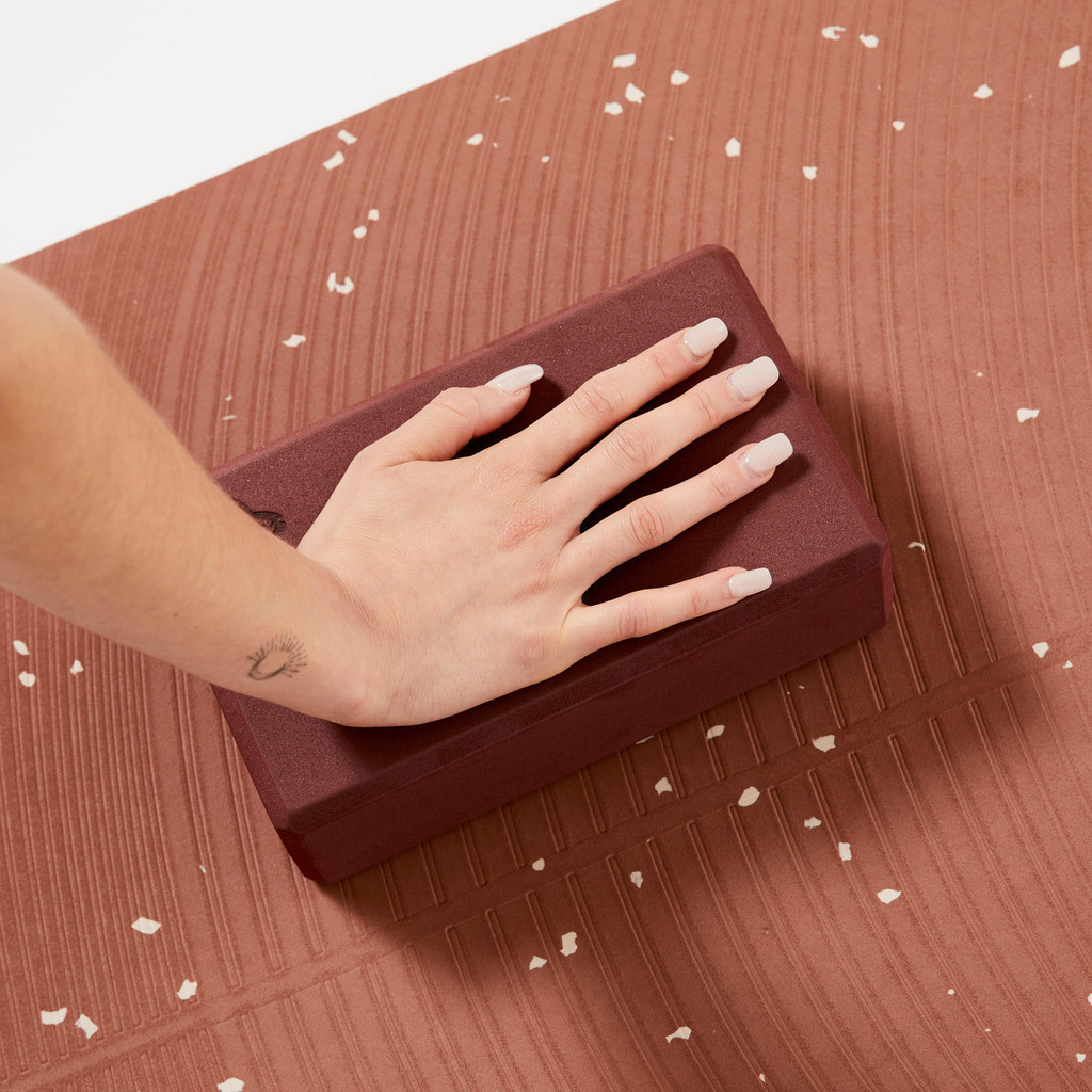 Mô tả Gạch xốp tập yoga nâu đỏ Decathlon KIMJALY mã 8841907 - 2