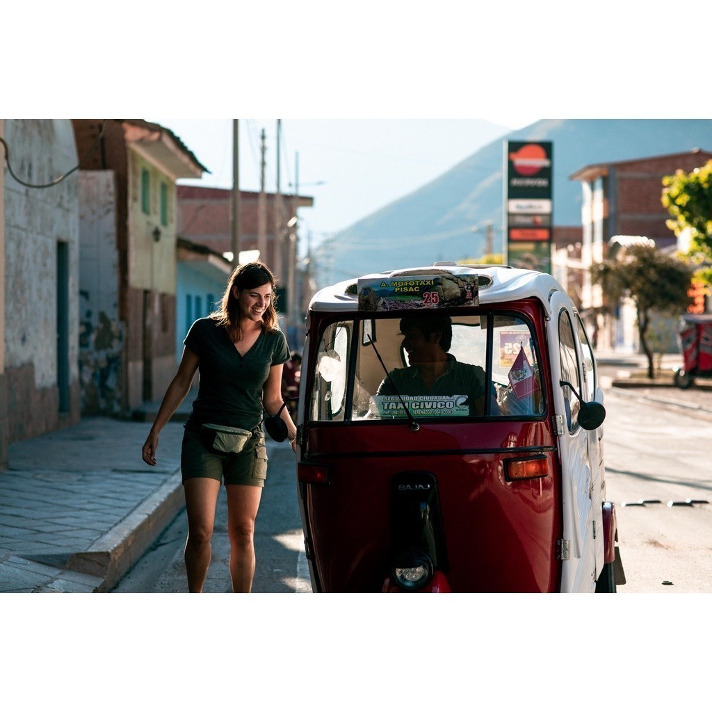 Mô tả Túi đeo hông du lịch 2l gọn nhẹ travel 100 đen DECATHLON forclaz mã 8560408 - 7