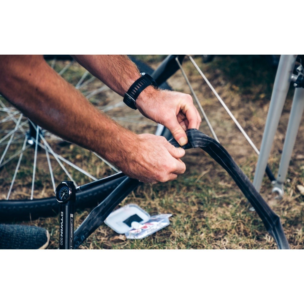 Mô tả Bộ sửa chữa vá săm tự dính DECATHLON mã 8562489 - 4
