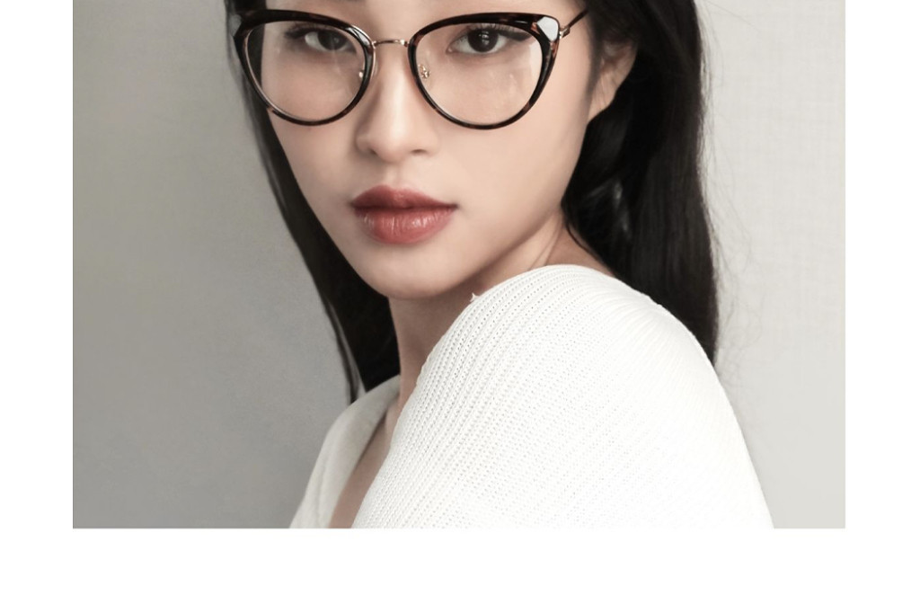 Mô tả Kính mát Floralpunk Kaia Glasses Black/ Brown - 4