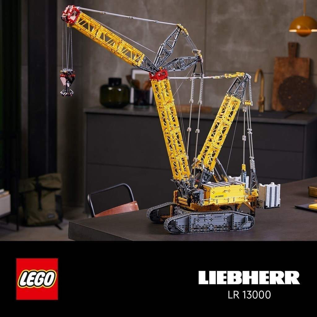 Mô tả LEGO TECHNIC 42146 Đồ chơi lắp ráp Xe Cần Cẩu Liebherr Crawler Crane LR 13000 (2883 chi tiết) - 1