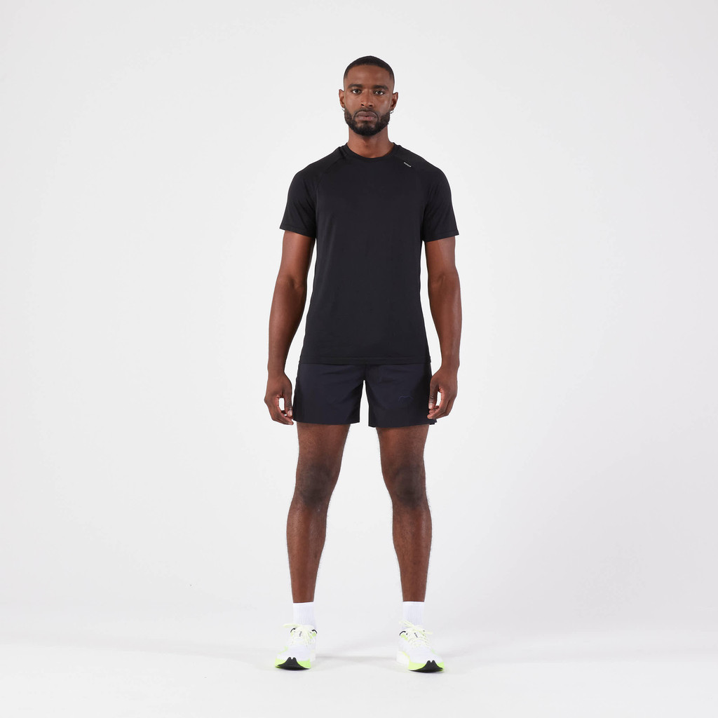 Mô tả Áo thun chạy bộ nam không đường may run 500 comfort đen Decathlon KIPRUN mã 8861685 - 2