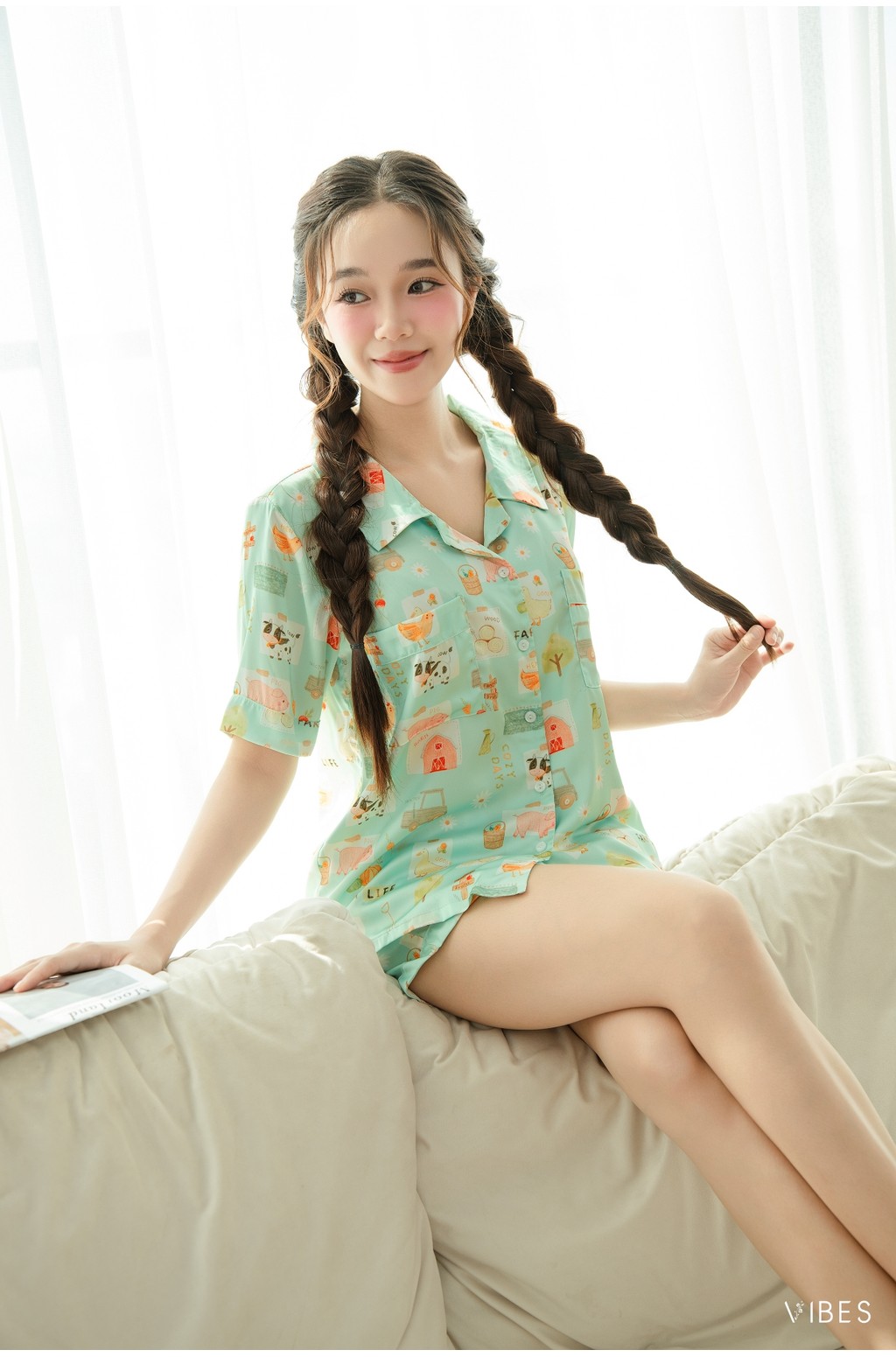 Mô tả VIBES Đồ bộ Pijama ngắn Lụa Latin cao cấp Bowie x Bunny x Farmy Py Set - 2
