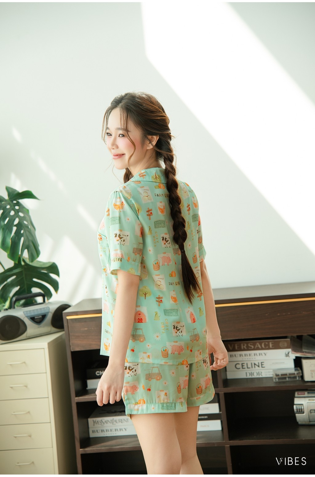 Mô tả VIBES Đồ bộ Pijama ngắn Lụa Latin cao cấp Bowie x Bunny x Farmy Py Set - 5