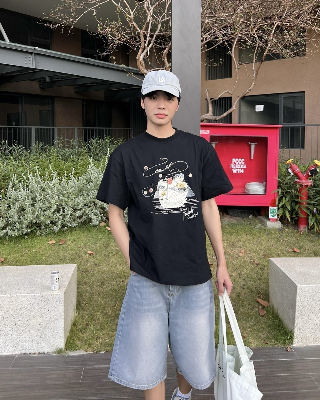 Mô tả Áo Thun Teelab  "Câu like" Tshirt Unisex Form Oversize Local Brand TS239 - 1