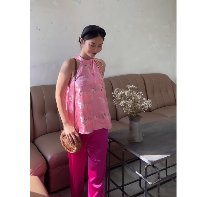 Áo Yếm Gấm Vân Hạc The Kat House nhẹ nhàng, thanh lịch, thắt nơ cổ, áo yếm tết