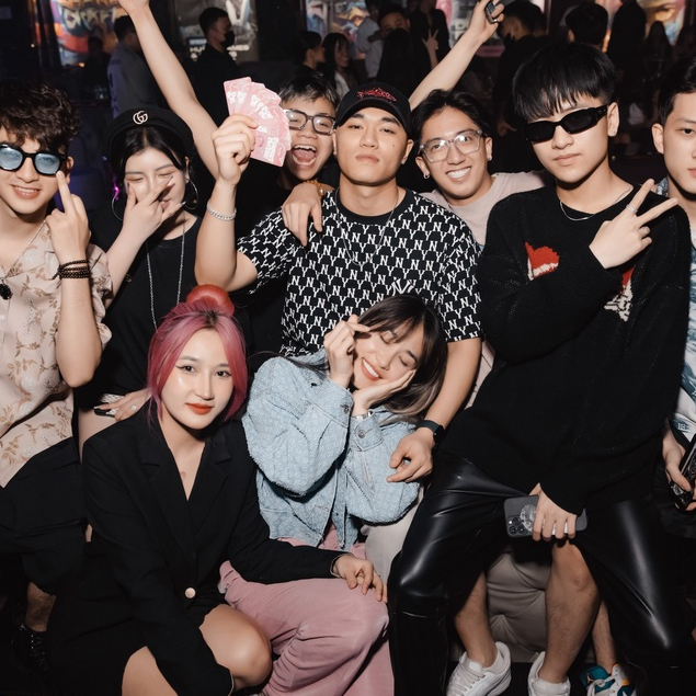 [Limited] Bộ bài cho cặp đôi buổi hẹn đầu Shark Club x Ừng Ực, độc quyền cho bar 30 lá