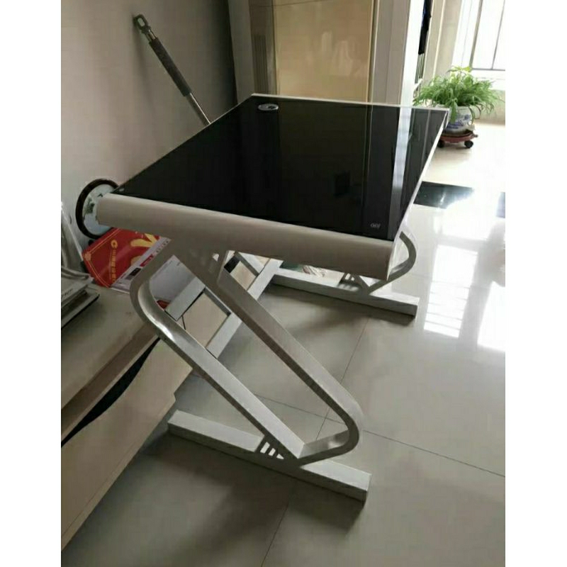 BÀN MÁY TÍNH CHÂN Z  KÍNH CƯỜNG LỰC 3C 120cm