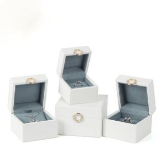 Ring Box by Lucky7_phụ kiện VÀNG BẠC