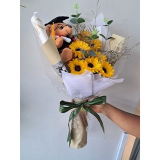 Bó hoa tốt nghiệp hướng dương kèm gấu
