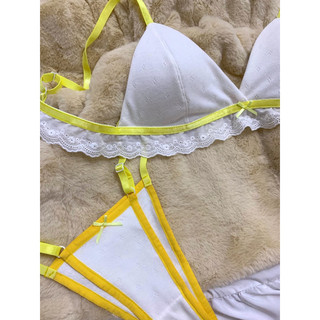 #245 Bộ đồ lót, áo bralette không gọng cotton thông hơi phối vàng