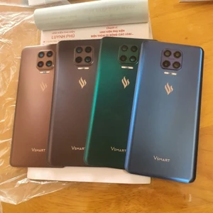 Nắp lưng vsmart aris aris pro có kính camera