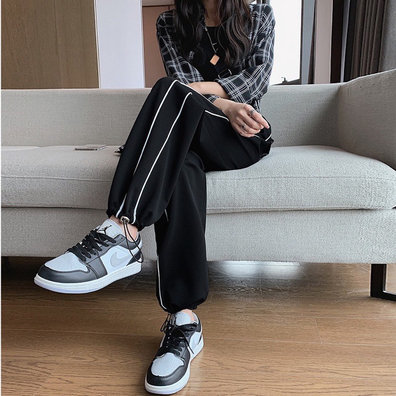 Quần Jogger thun dây rút 2 sọc nhỏ Unisex