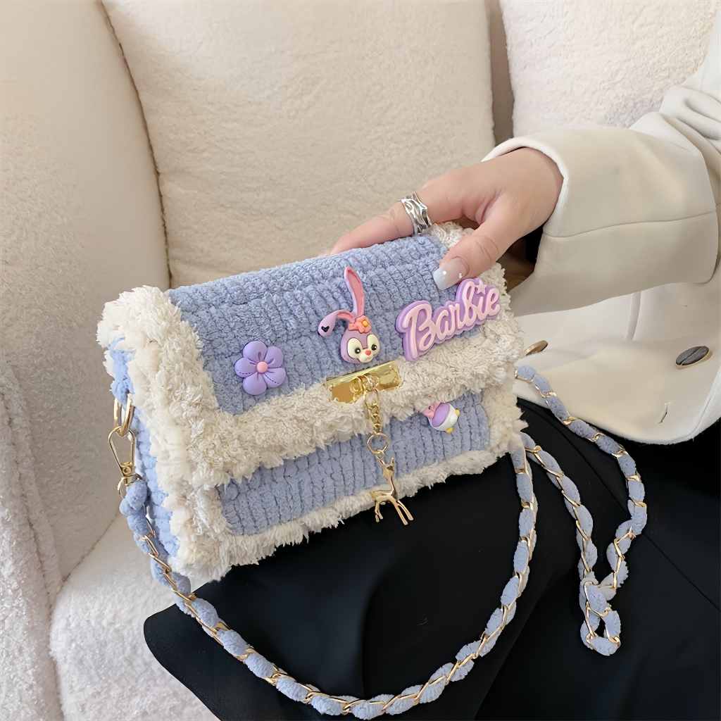 Túi handmade tự đan, túi len đeo chéo tự đan gắn charm xin xắn dễ ...