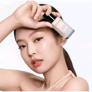kem nền HERA che khuyết điểm siêu phẩm cho lớp make up hoàn hảo black foundation 5ml