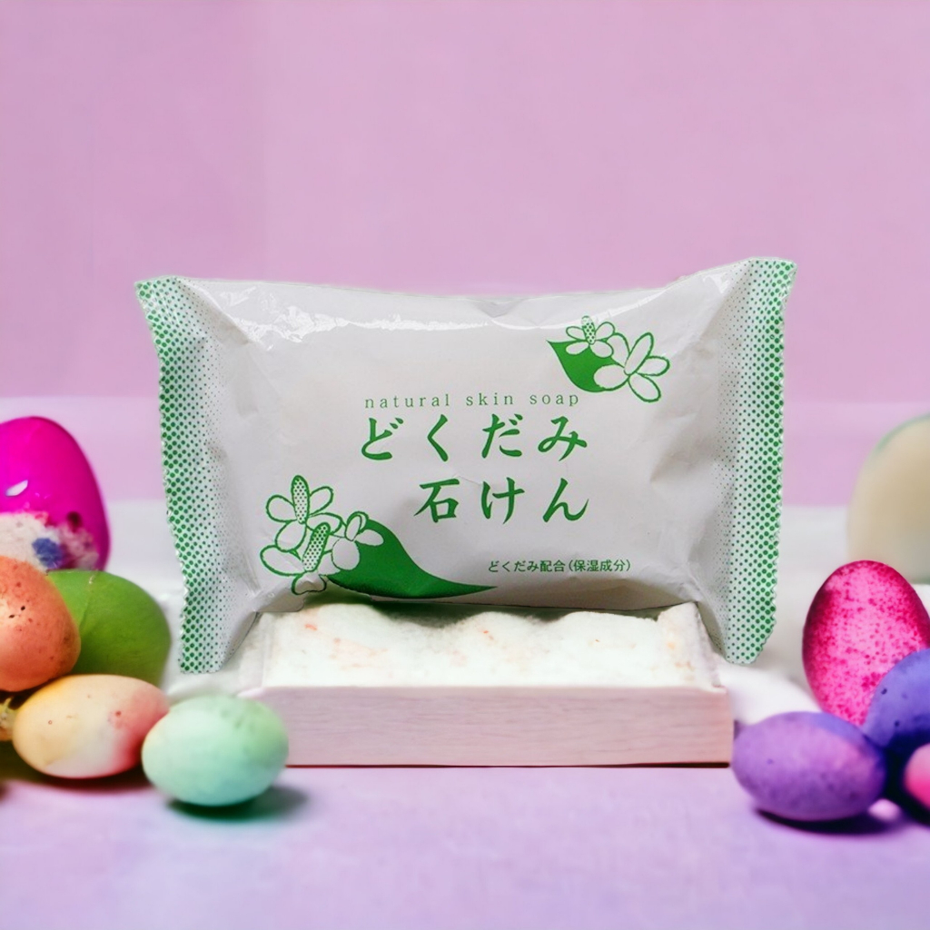 Xà Phòng Tắm Ngừa Mụn Chiết Xuất Lá Diếp Cá Chinoshio Natural Skin Soap (130g)