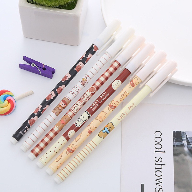 Combo 50 Bút Nước Mực Đen Ngòi Nhỏ Giản Dị
