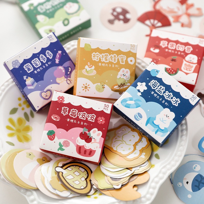 HỘP STICKER DÁN 50 CÁI MÀU SẮC DỄ THƯƠNG, STICKER CẮT SẴN 1 GÓI 50 HÌNH ...
