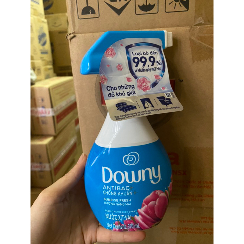 Xịt Vải Downy Hương Nắng Mai , hương đam mê hoặc hương Huyền bí Chai 370ml